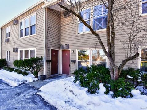 19 Gerald Drive #B2, Poughkeepsie, NY 12601